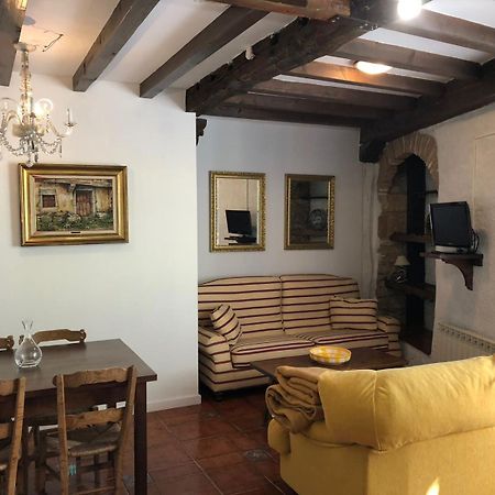 Apartamentos La Casona Усьеда-де-Арриба Экстерьер фото